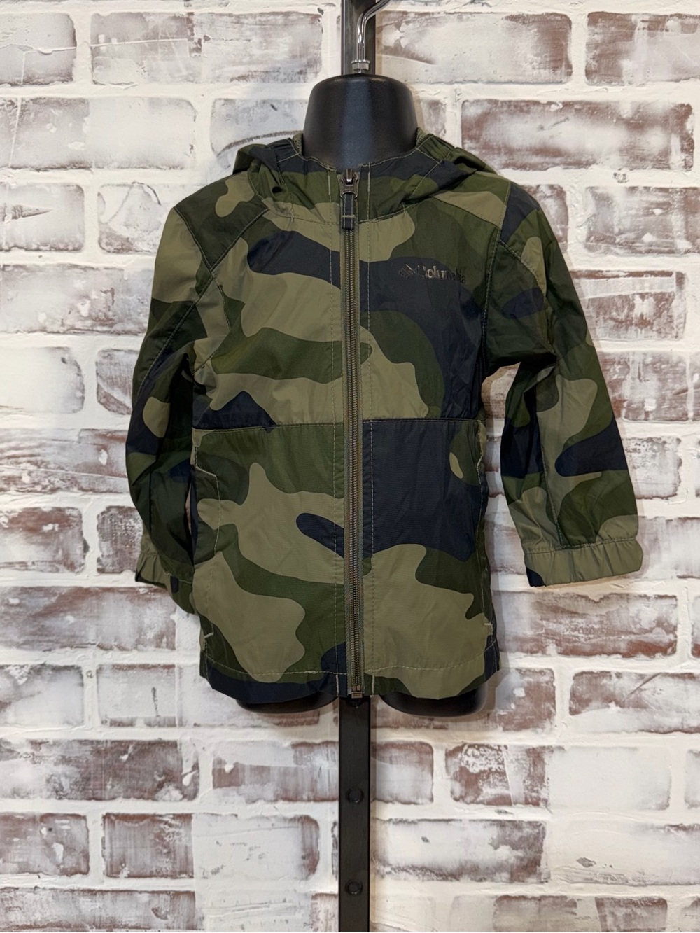Columbia Kids Camo Hooded Jacket - Olive Green & Black 2T